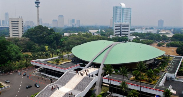 28 RUU akan Diselesaikan DPR RI Dalam Tahun Sidang 2018.